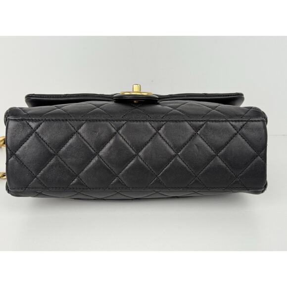 Chanel Timeless Classic Flap Medium Quilted Leather Shoulder Bag Black with Gold - Picture 5 of 16